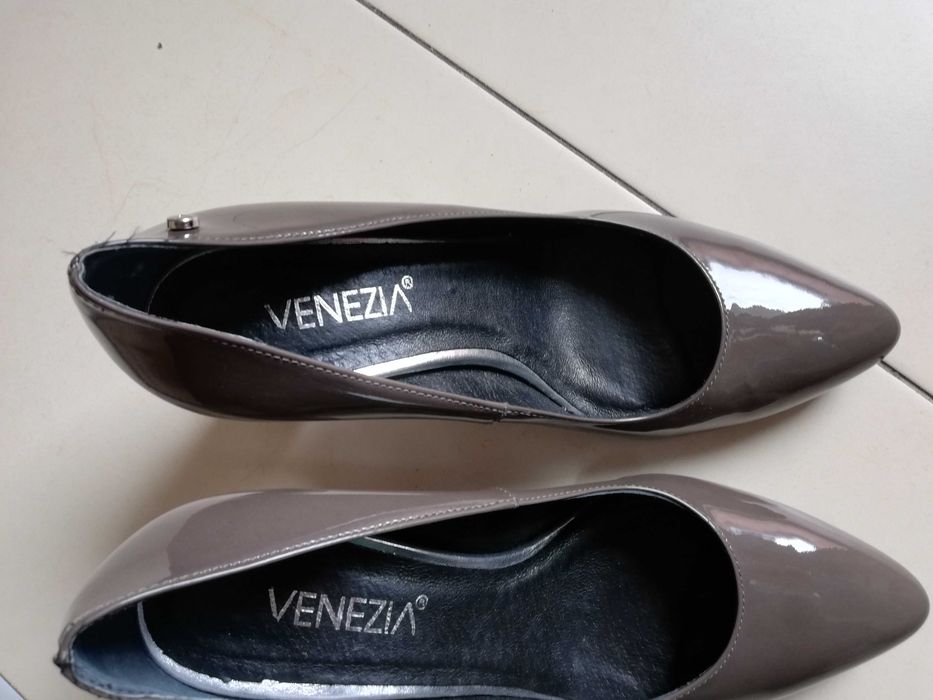 Sliczne pantofelki VENEZIA 38