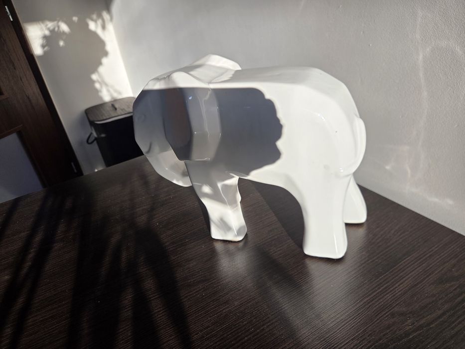 Słoń biały duży 28/34 cm