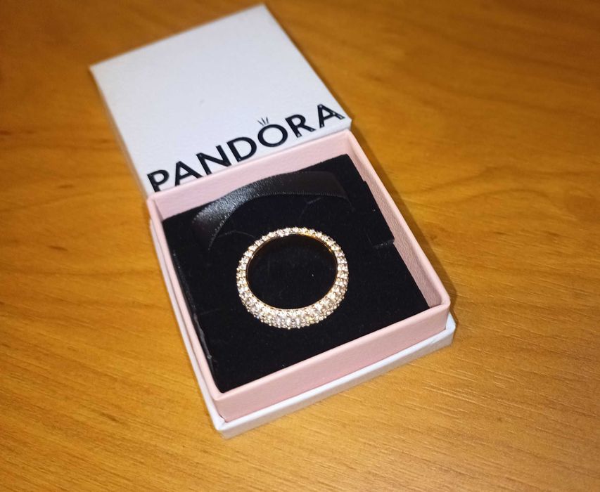 Pierscionek Pandora