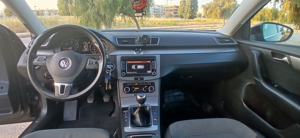 Volkswagen passat variant 1.6tdi 2012 com 150000km  aceito retomas