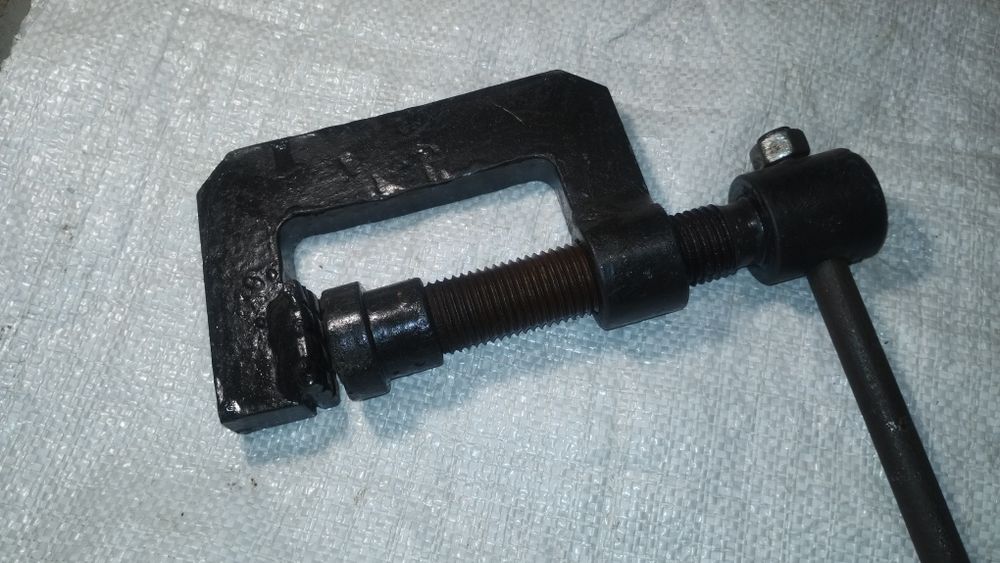 Мощная струбцина