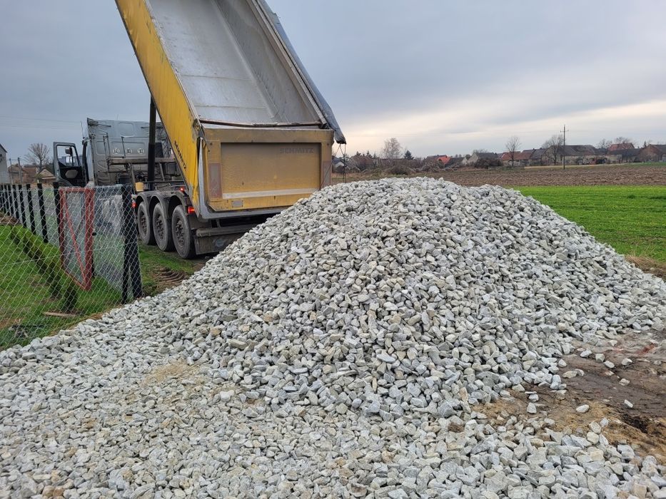 Tłuczeń  granitowy 30/60