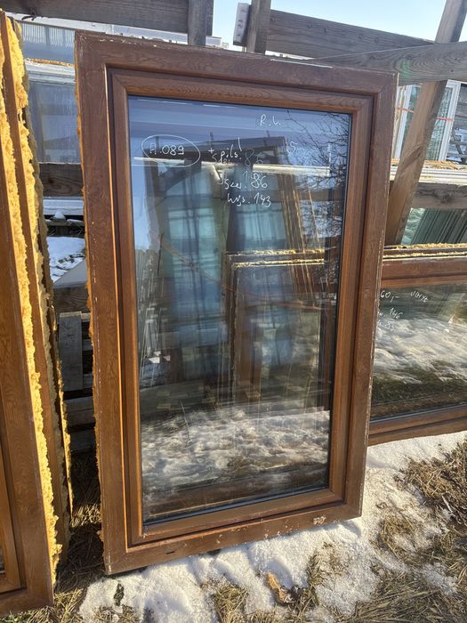 2x okno pcv 86x143 obustronny zloty dab z pilsem roleta (transport ru)