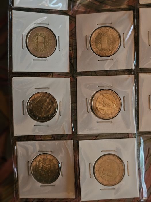 Vária moedas 2€ unc