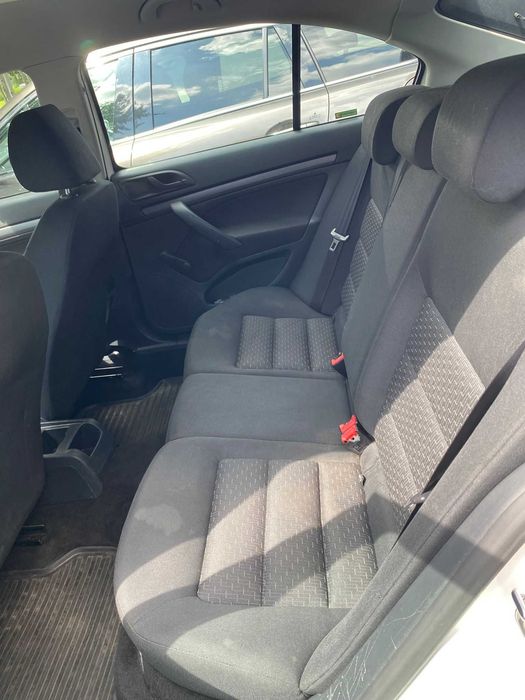 Skoda Octavia 1,6 biała