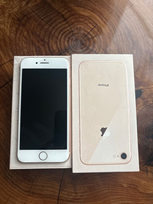 iPhone 8 64 GB gold