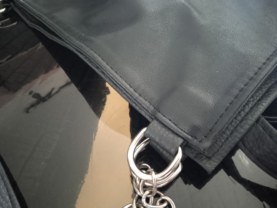 Czarna torebka damska