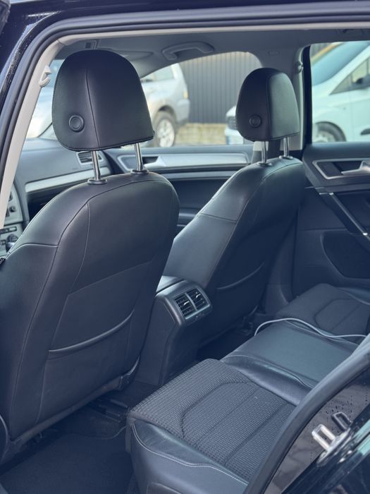 Продам гольф 7 на автоматі