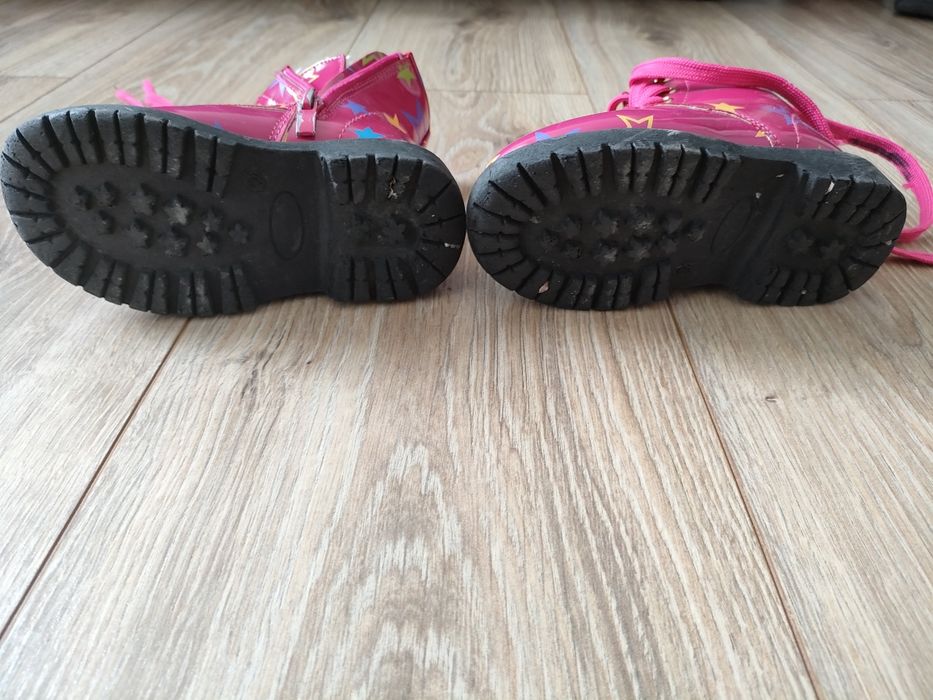 Buty zimowe dla dziewczynki r.24