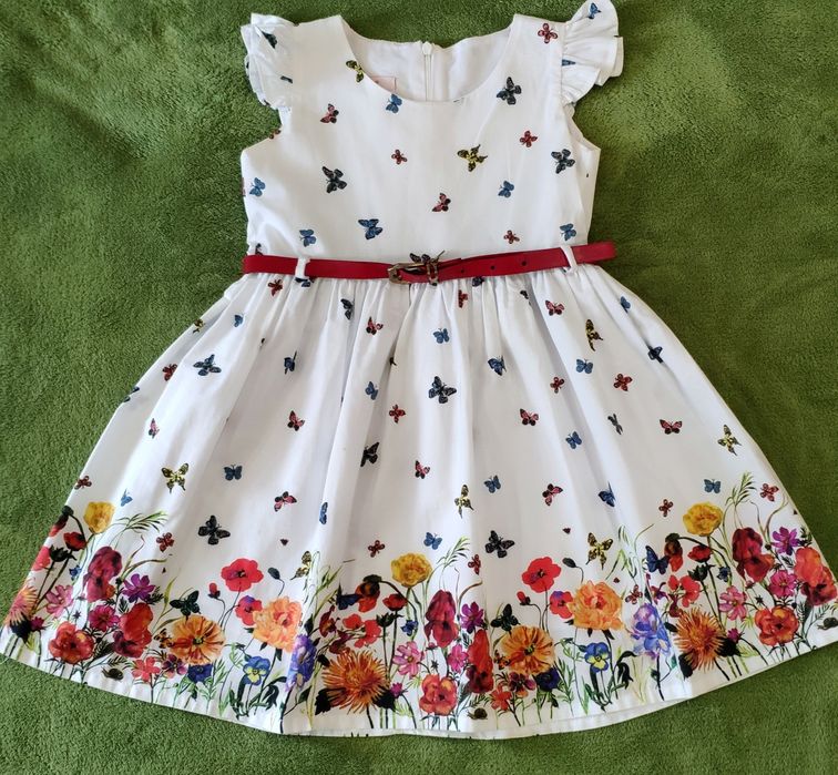 Продам платье на девочку