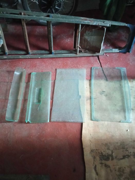 Продаю запчастини холодильник Снайге.