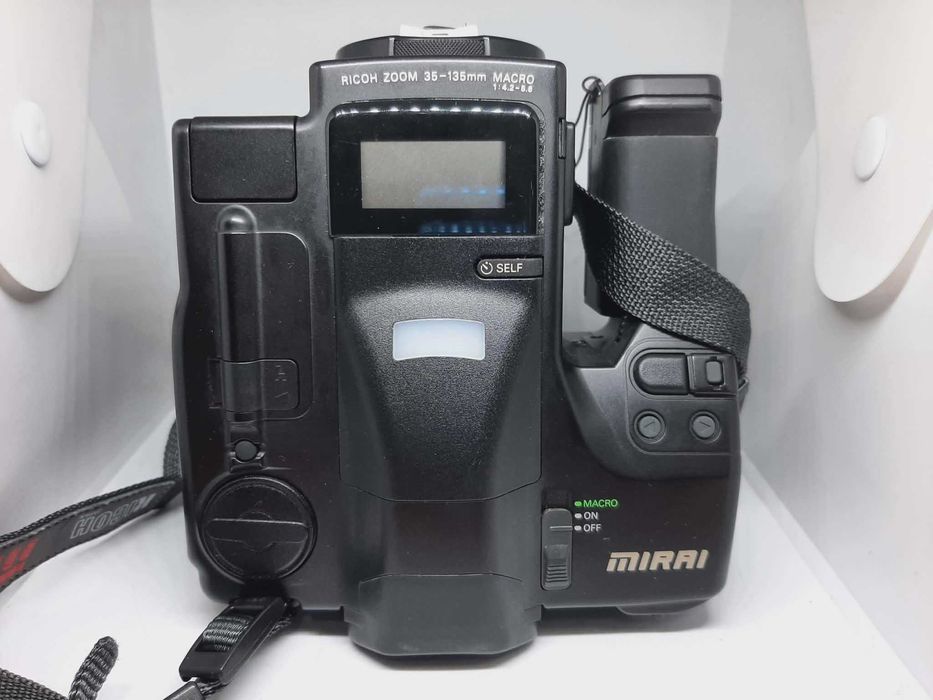 Aparat Analogowy Ricoh Mirai