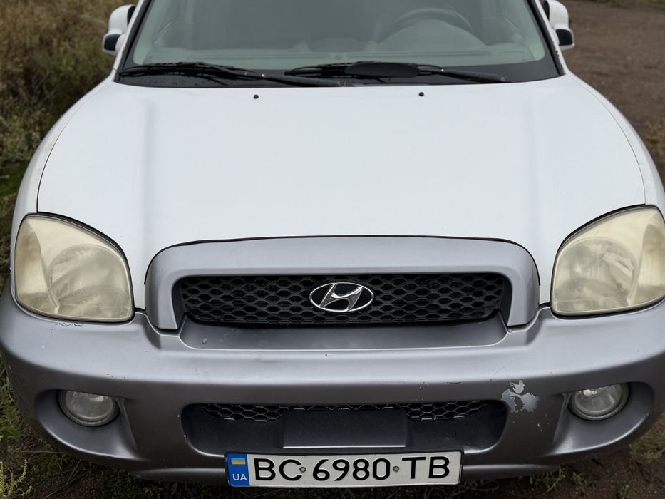 Продам автомобіль Hyundai Santa-Fe 2.0 дизель.Повний привод.
