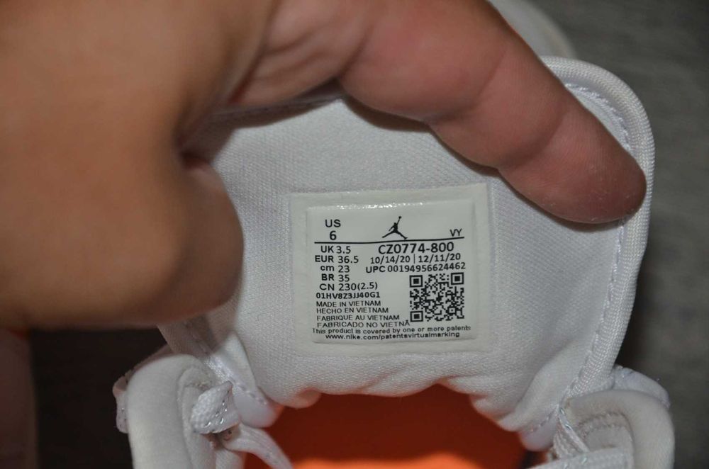 Продам кросівки Фірма NIKE.