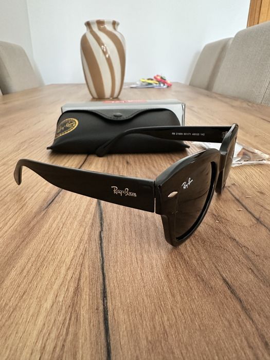Óculos de Sol Ray-Ban State Street Pretos - Novos e Embalados