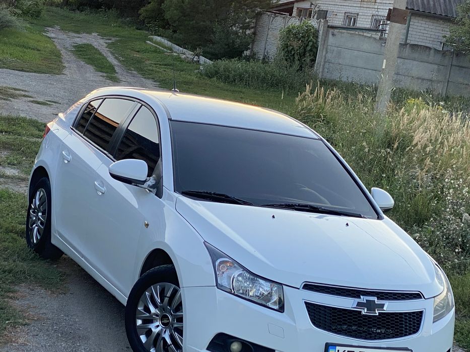 Продам Chevrolet Cruze