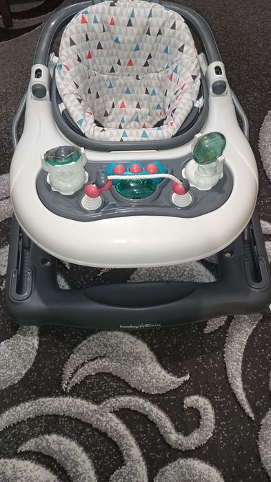 Ходунки дитячі  в гарному стані