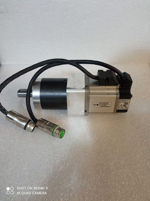 Серводвигун Rexroth з планетарним редуктором