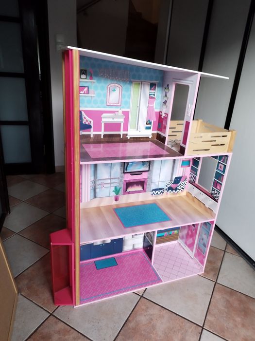 Domek barbie drewniany z windą