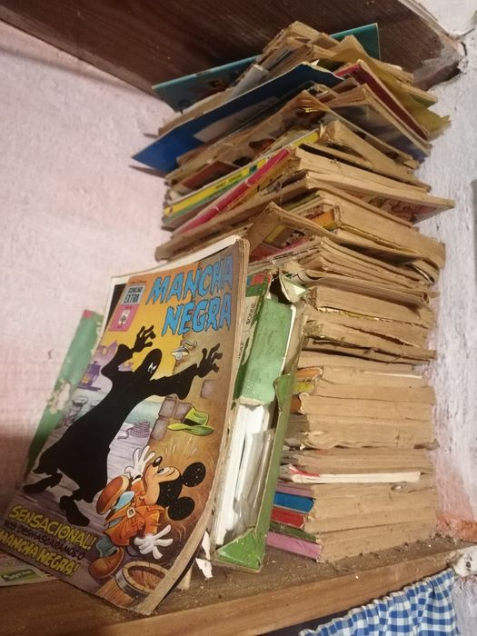 Livros de animação, patinhas, Mikey etc