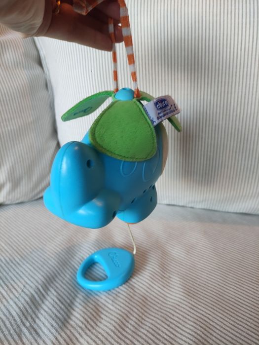 Brinquedo com música Chicco