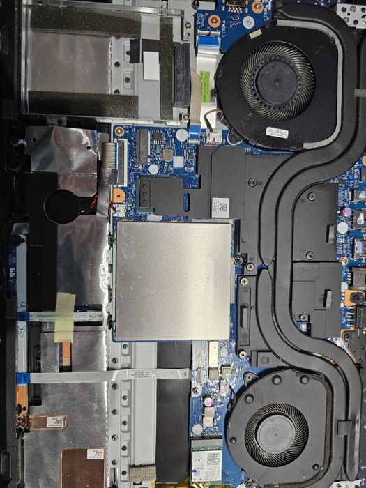 Lenovo legion 5 i7 1660ti 16gb ram