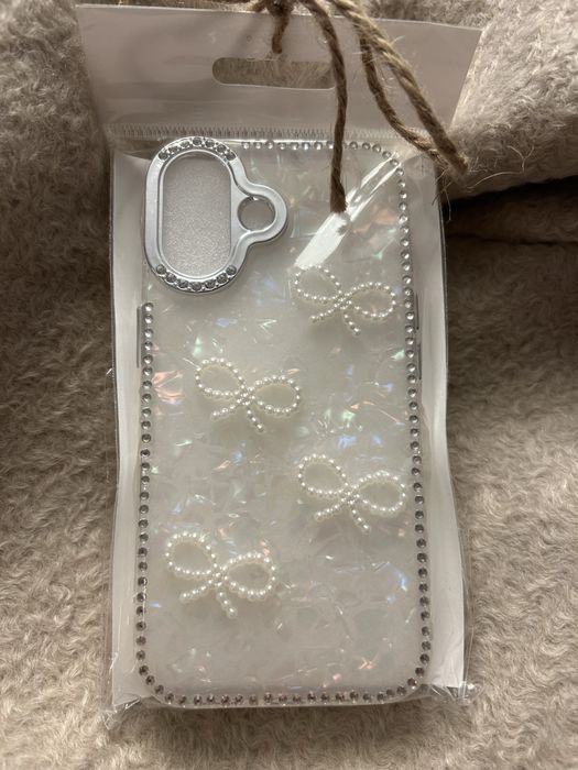 Case Iphone 16 kokardki perelki