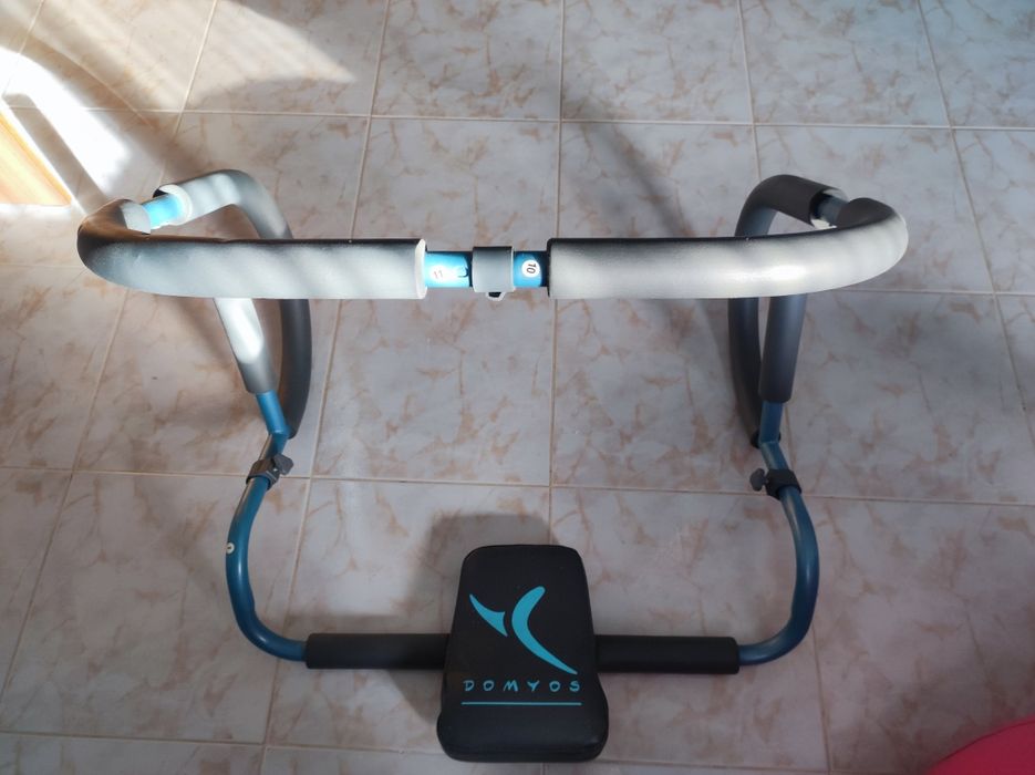 Abdominal exercise machine64586137476097120