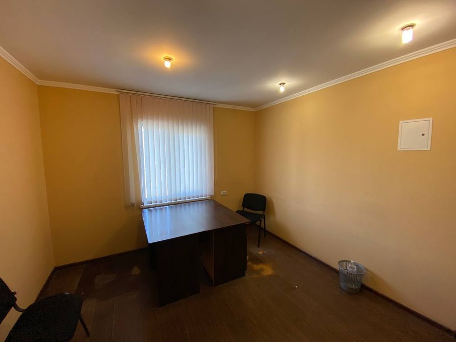 Аренда офисного помещения Б.Морская/М.Морская 15м 3500грн