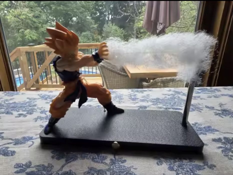 Estatueta do Goku com luz Dragon Ball