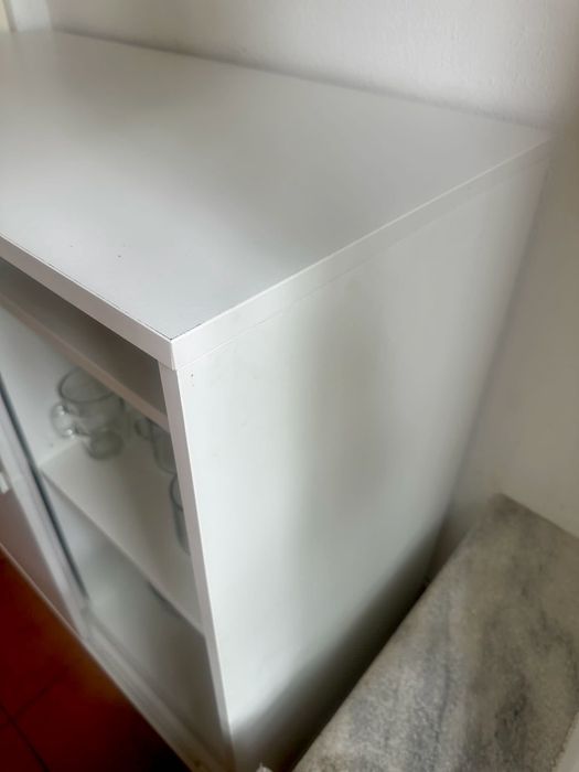 armário vihals (portas deslizantes) da Ikea