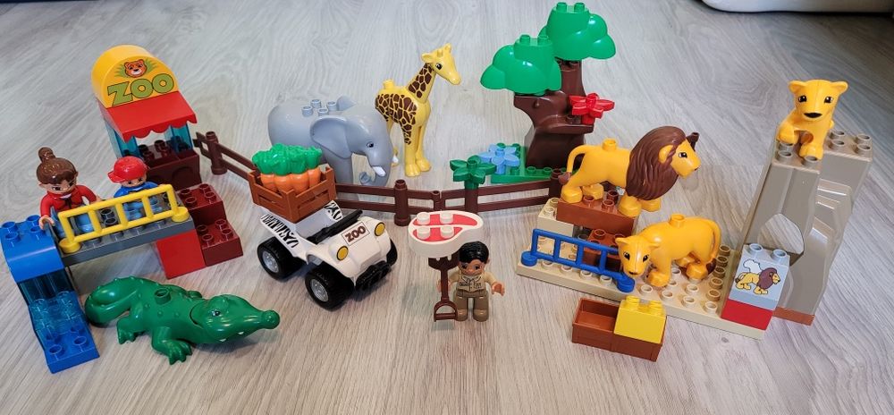 lego duplo karmienie w zoo