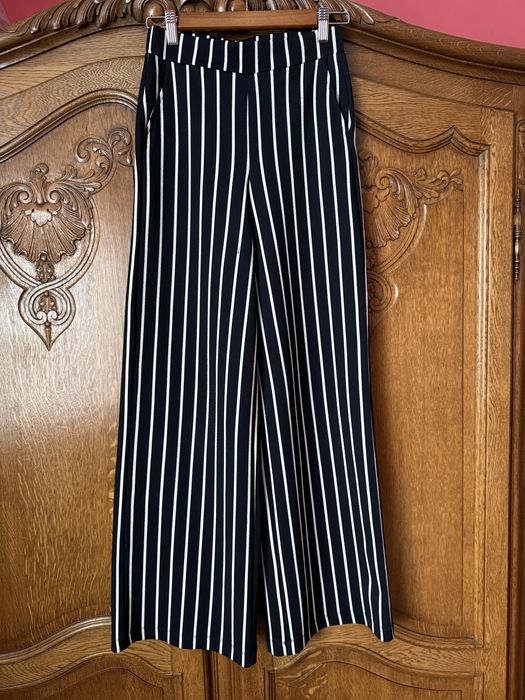 Spodnie w paski Gina Tricot XS/34