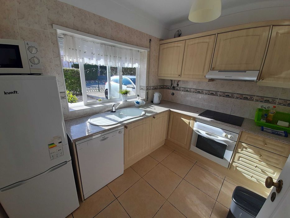 Moradia t3, piscina e jacuzzi, , 5 min praia da rocha