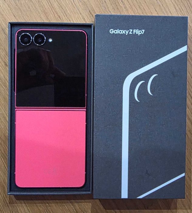 Samsung Z Flip7 5G 512GB - Desbloqueado - Dual Sim