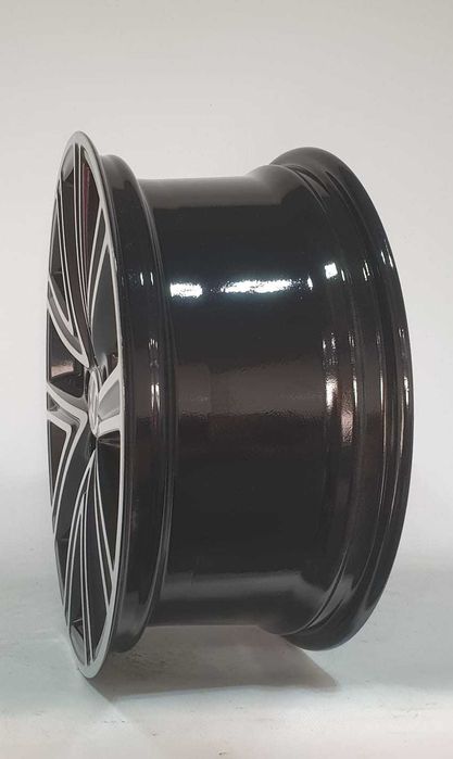 4339-Jantes 17 5x100 Originais Audi A1 S1 82A, Ibiza Polo Skoda etc. SÓ 425€