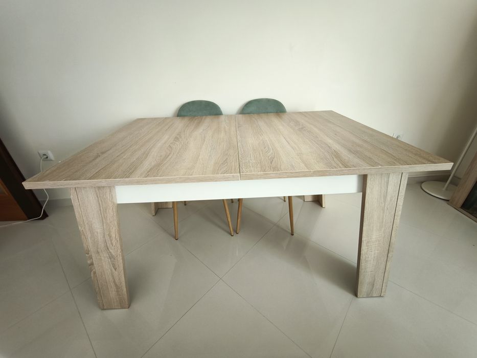 Mesa de Jantar extensível