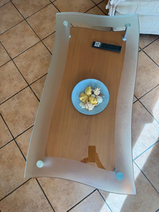 Mesa de Centro de Madeira e Vidro