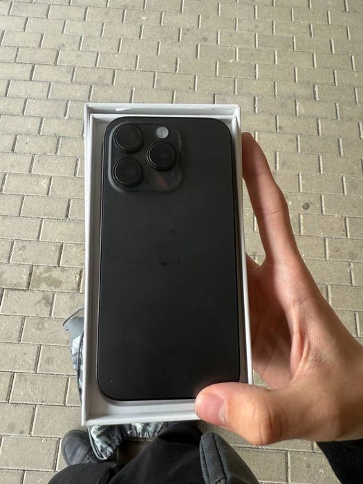 Терміново віддам IPHONE 14 PRO
