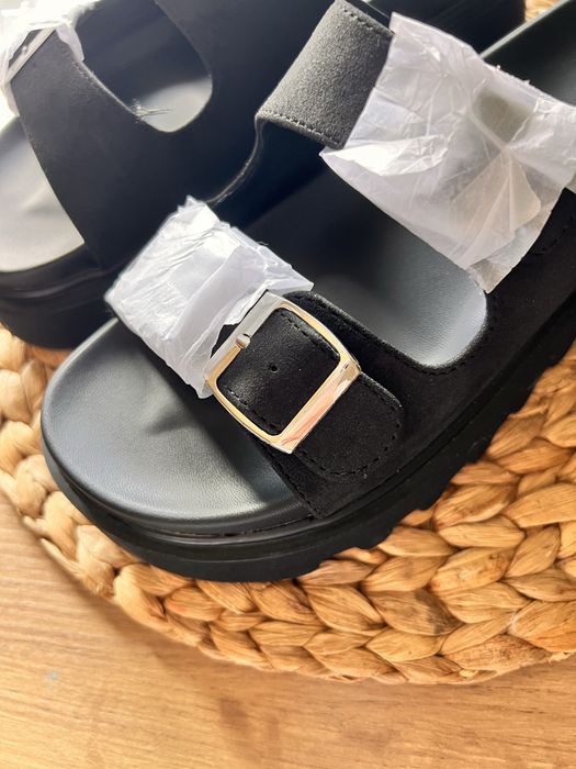 Сандали Deezee в стилі Ugg
