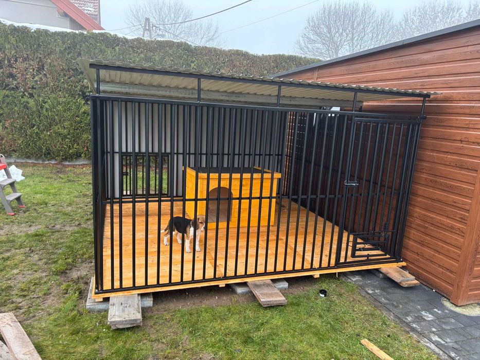 Klatka-boks dla psa-Kojec zewnętrzny