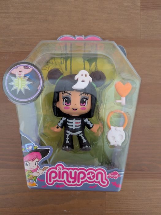 Nova e Selada - Figura Pinypon Monsters