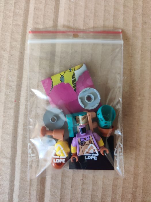 Lego Minifigures 71037 Seria 24 - Garncarz