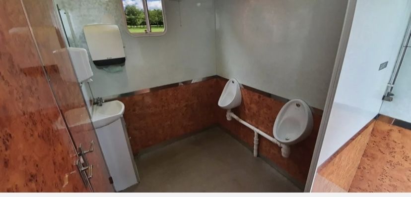 Mercedes Atego мобільний туалет