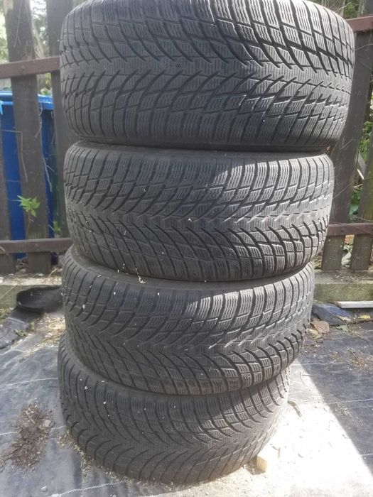 4 opony ziomowe nokian wr snowproof 235 45 R17 stan dobry+