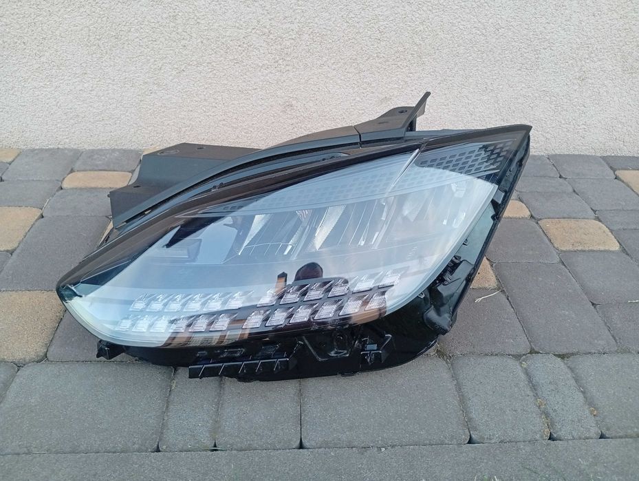 Продам фару передню ліву Hyundai ionic 6