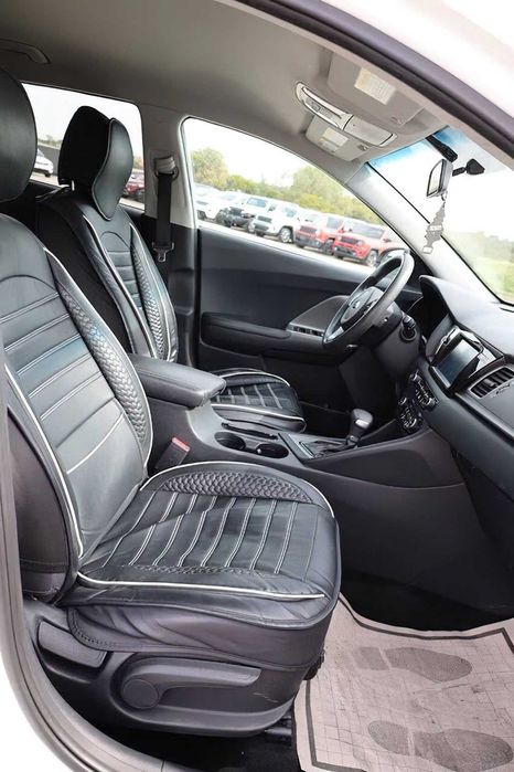 Kia Niro LX      2018