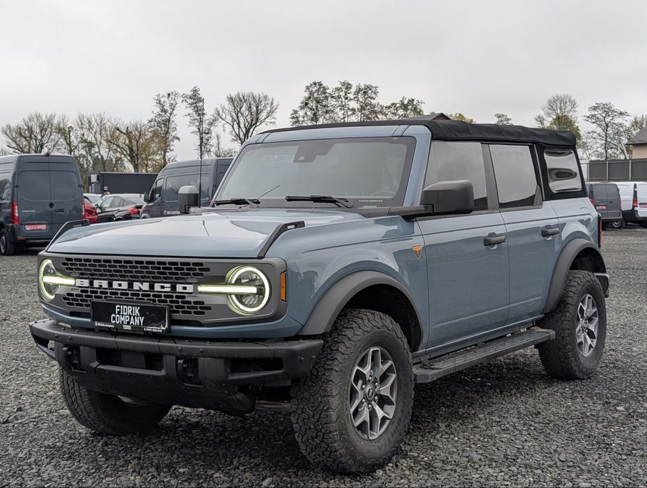 Ford Bronco Base