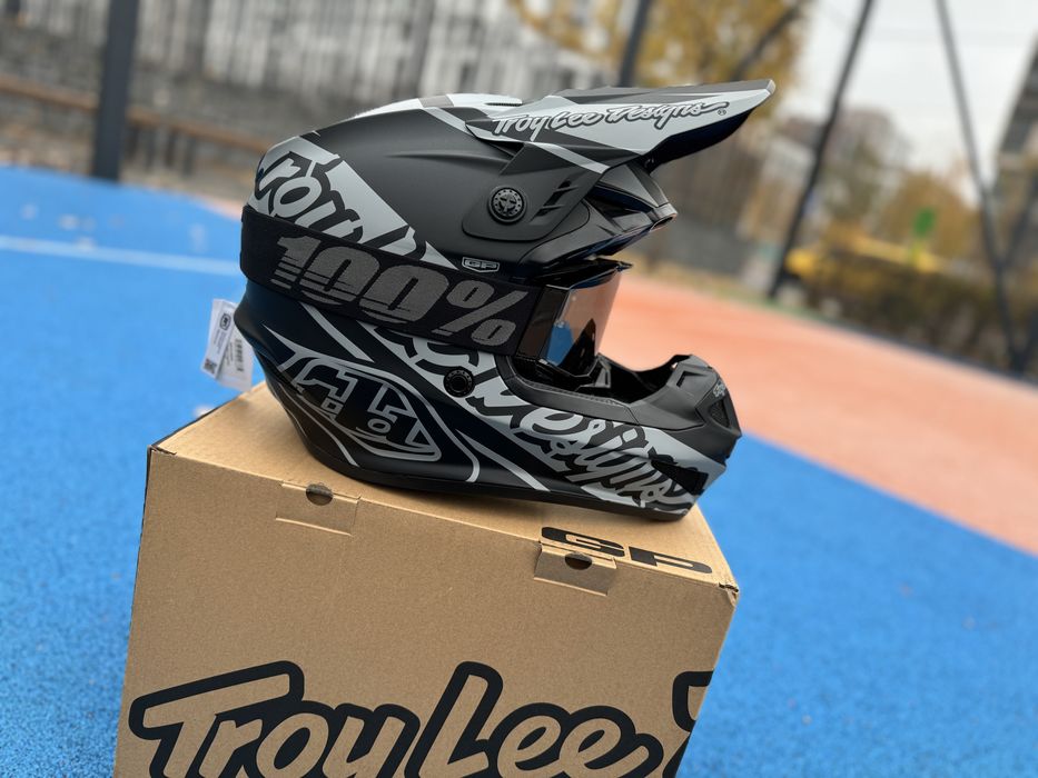 Мото-шоломи Troy Lee Designs GP (Slice) для мотокросу та ендуро