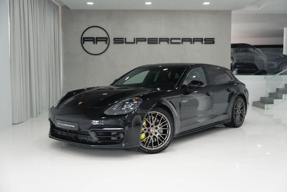 Porsche Panamera Sport Turismo 4 E-Hybrid Platinum Edition PDLS